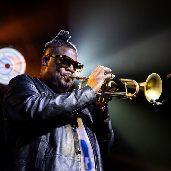 Keyon Harrold performing