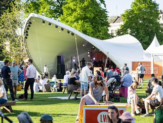 The Free Stage