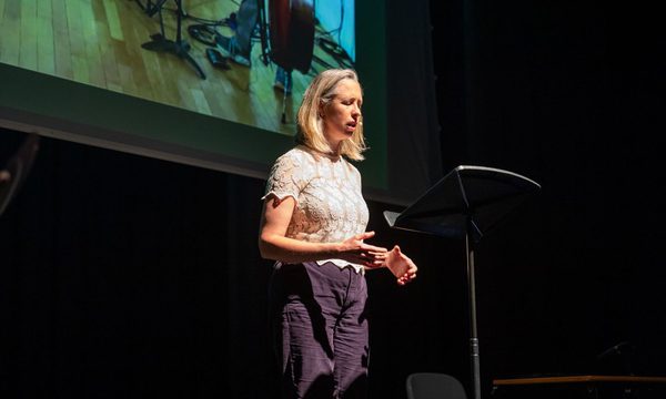 Juliet Fraser performing Distance
